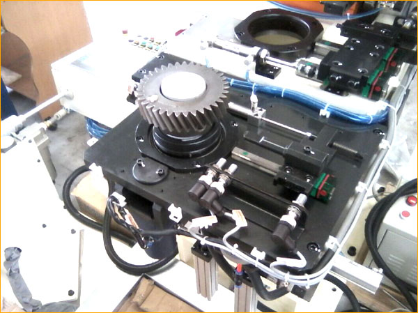 齒輪加熱配套自動(dòng)設(shè)備