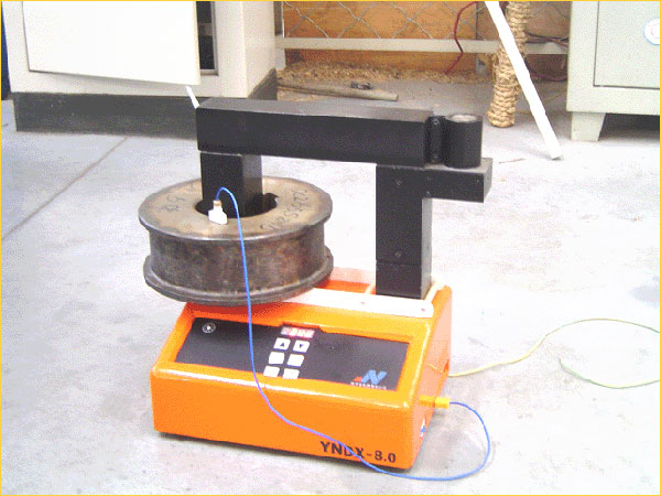DM-80型渦流加熱器現(xiàn)場(chǎng)加熱圖片